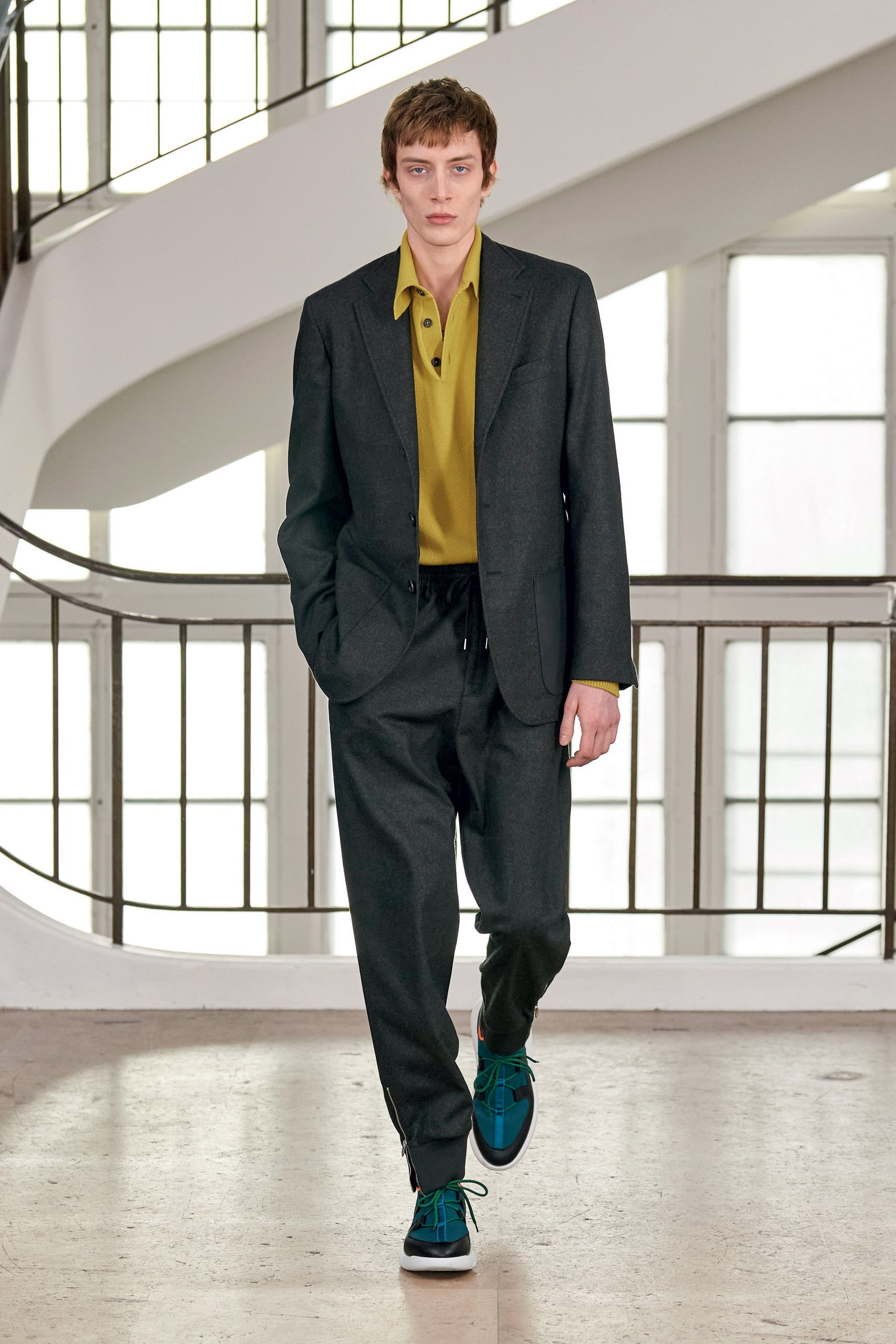 Fashion Week masculine : Louis Vuitton joue la carte du collectif